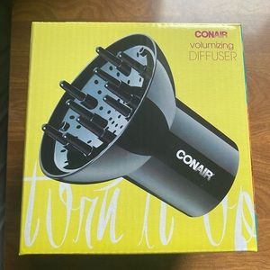 Conair diffuser - new in box. Fits most hair dryers